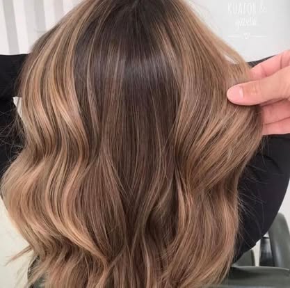 Next Level Hair Art-ის ნამუშევარი — თბილი კარამელისფერი ბალაიაჟი